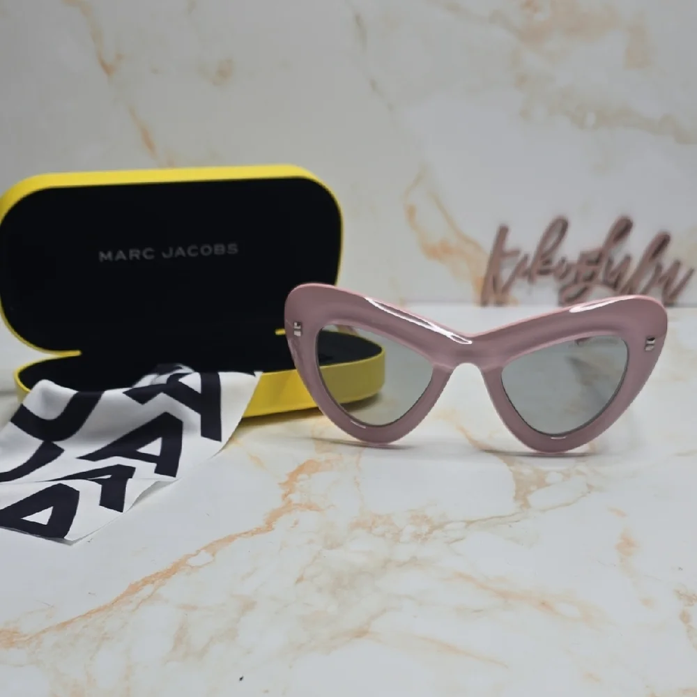Marc Jacobs Crystal Pink Sunglasses Oversized Cat Eye MARC 798/S 3DV IR